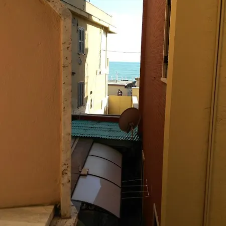 Lejlighed Sul Lungomare In Centro